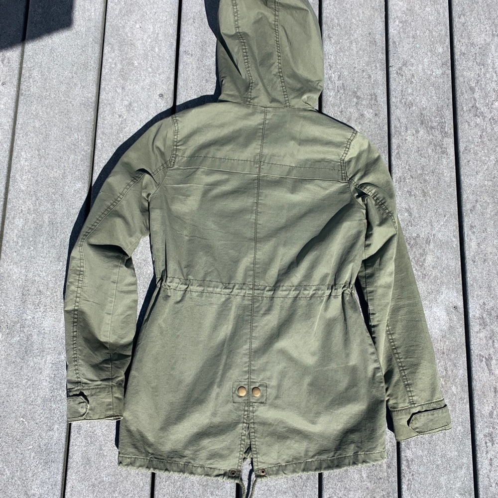 Spring Jacket - Picture 5 of 6